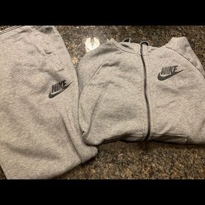 Nike Sweatsuit